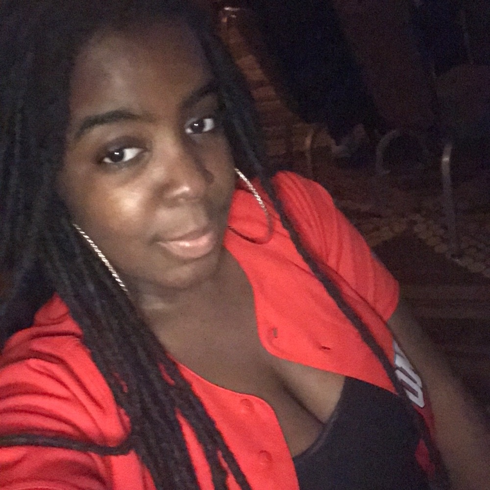 Meet your Posher, Jasmine